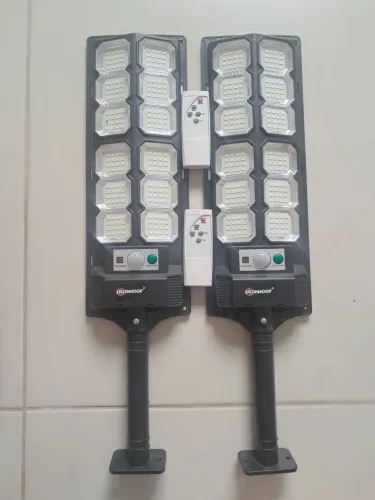 Luminária Externa Solar 800wts a prova D'AGUA..Nem dos meus Produtos Anunciados não ENTREG