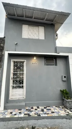 Alugo kitinete de 20m² mobiliada no bairro Japiim.