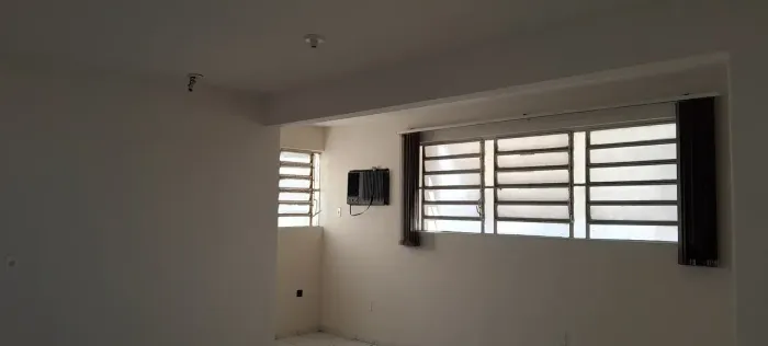 SALA ALUGAR NO CENTROCOM 29 METROS DE ÁREA NO CENTRO