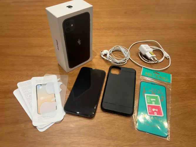 iPhone 11 boas condições parcelo no cartão