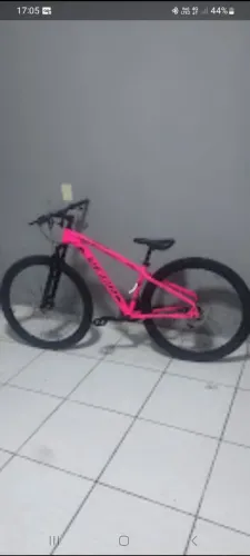 Bike aro 29 perfeita nova