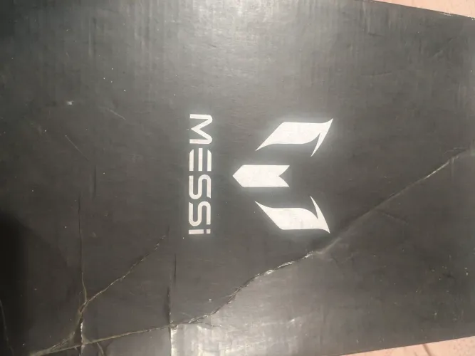 Chuteira futsal Adidas F5 MESSI