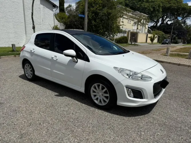 Peugeot 308 Active 1.6 Flex 16V 5P Mec. 2014