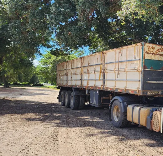 Reboque carreta Graneleira