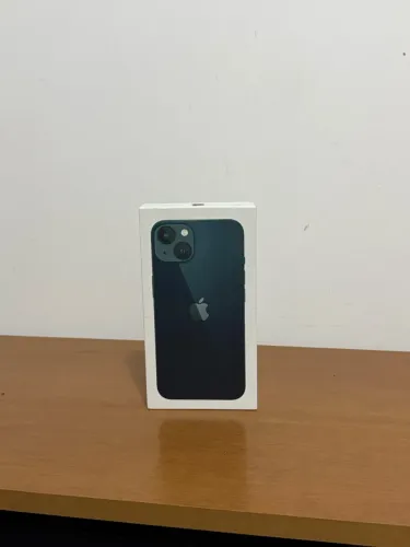 Caixa de Iphone 13 preto