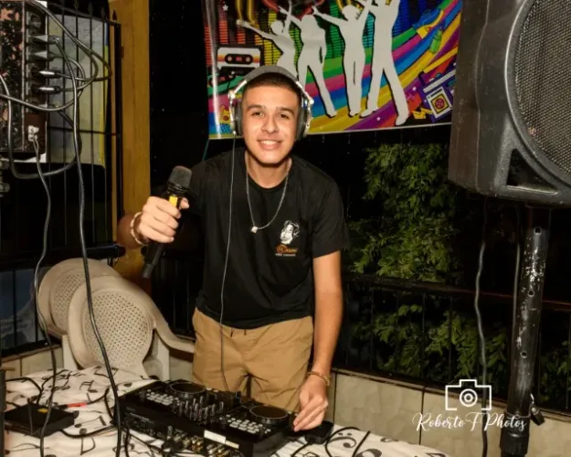 DJ Alus, Luz Neon, Luz Negra, Projetor, Data Show 