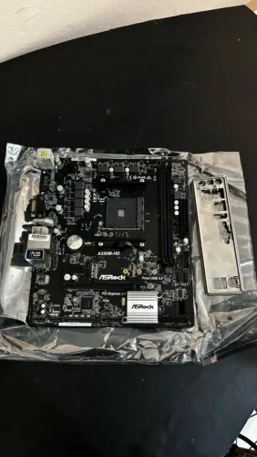 PLACA MÃE ASROCK 320M-HD AM4