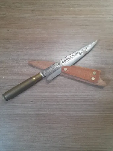 Faca artesanal p churrasco feita de disco de arado cabo munição 30mm