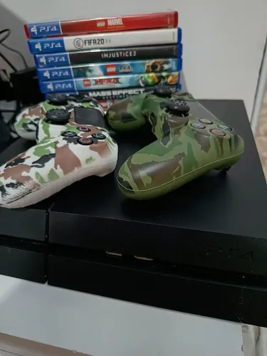 PS4 Fat mídia física + 2 Controles original + 6 Jogos Originais