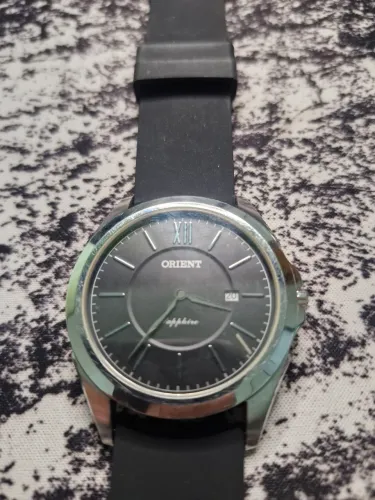 Relógio semi-novo orient safira com pulseira de silicone preta