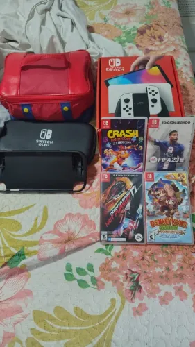Vendo Nitendo Switch OLED com transferência de Conta Nitendo