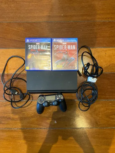 PS4 SLIM 1TB ÓTIMAS CONDIÇÕES + SPIDER MAN + MILES MORALES