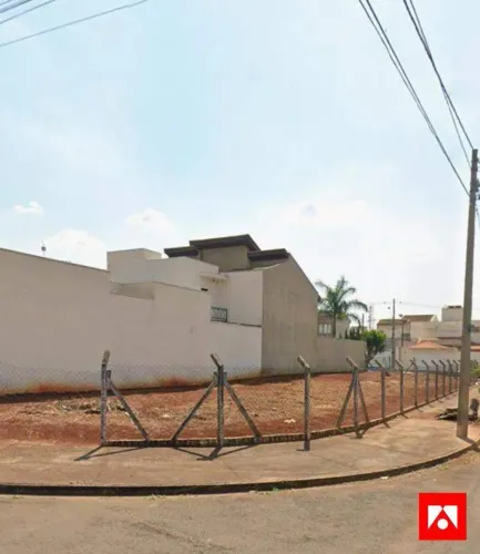 Terreno de esquina à venda no Jardim Souza Queiroz em Santa Bárbara d'Oeste