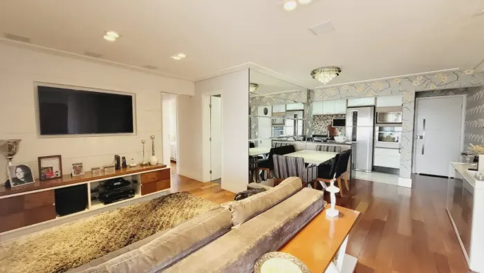 Apartamento mobiliado para vender com 99m², varanda gourmet, 2 vagas. Rua Serra de Botucat