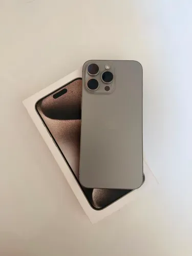 iPhone 15 pro Max 256 GB