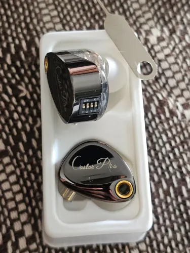 Vendo fones de graves reforçados KZ CARTOR PRO