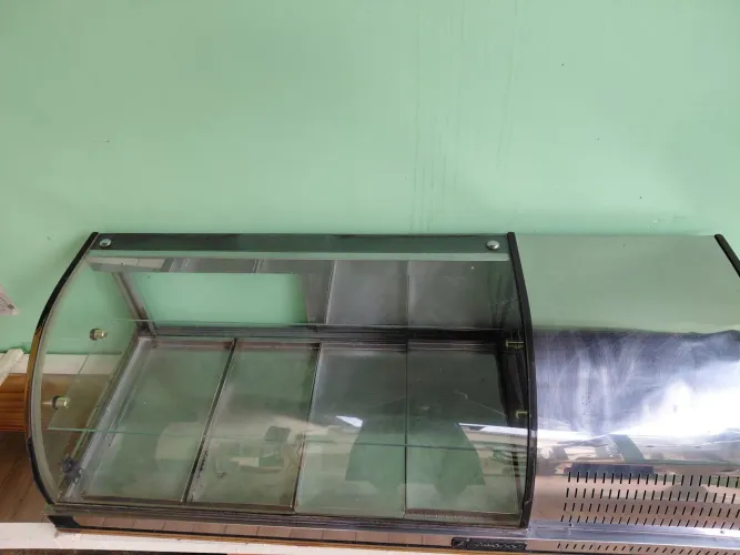 Vitrine refrigerada galopa