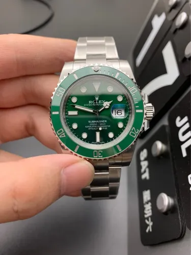 Rolex Submariner Green Hulk 