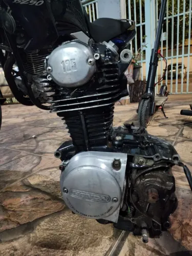 Motor ohc 125cc de Turuna 1980