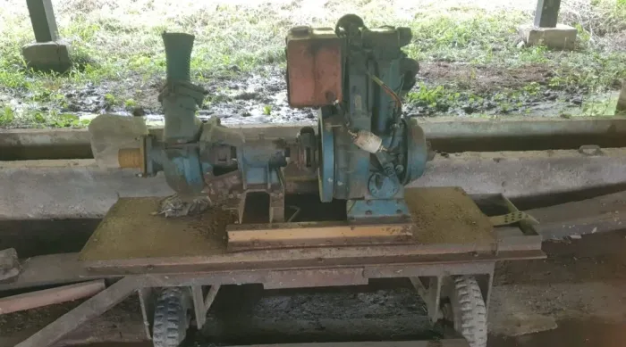 Motor area rural  funcionando a disel