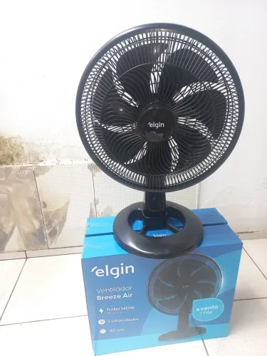 Ventilador de Mesa 40cm com 7 pás 140W Elgin