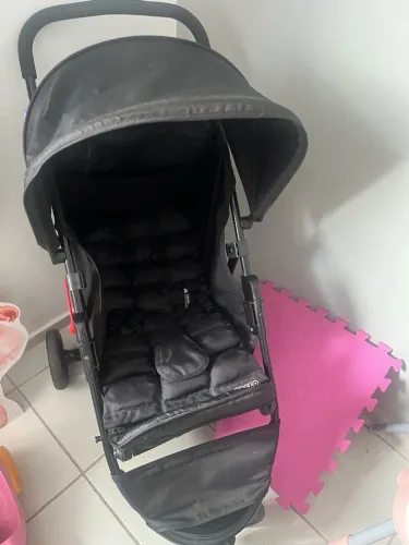 Carrinho de bebê cosco