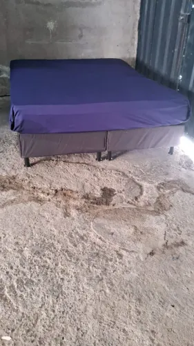 Cama queem com colchão
