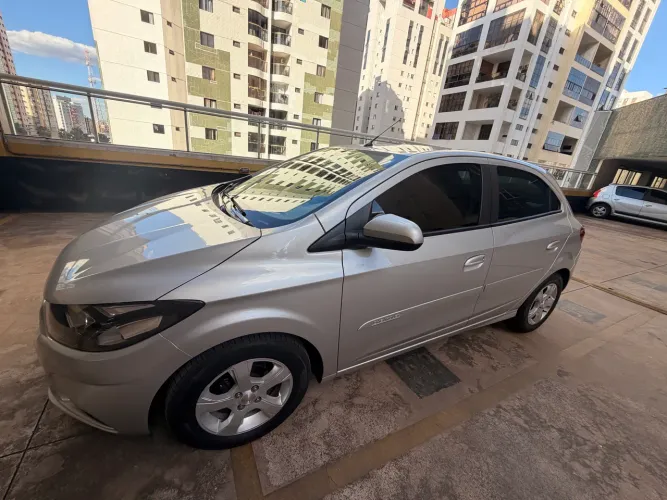 Chevrolet Onix Hatch LT 1.4 8V Flex Mec. 4P 2019