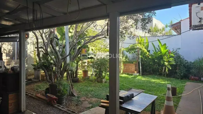 Casa 3 suítes, 2 vagas de garagem 200 metros quadrados Jardim América - Goiânia - GO