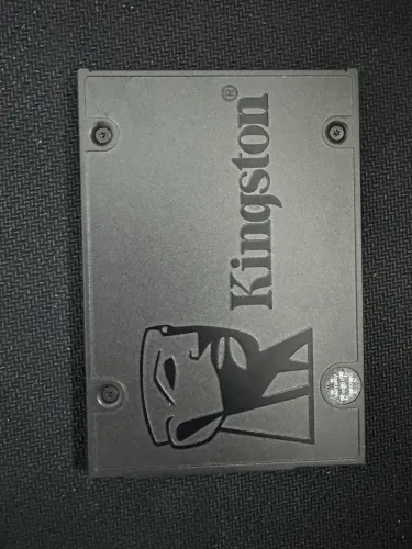 SSD Kingston 2.5? SATA - Saúde 100%