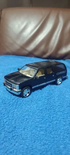 Miniaturas antigas suburban