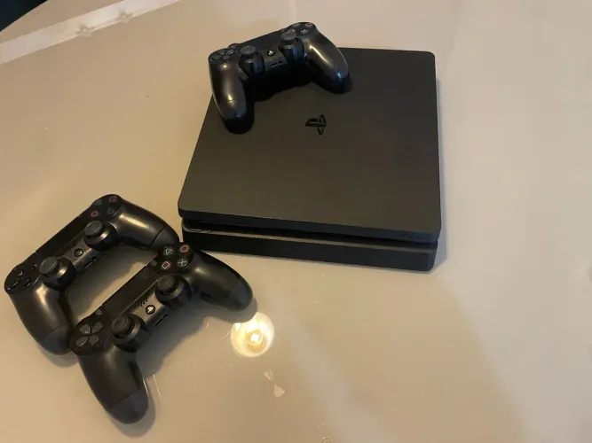 Ps4 slim