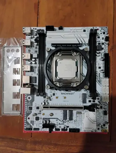 Vendo placa mãe Machinist xeon x99 k9 