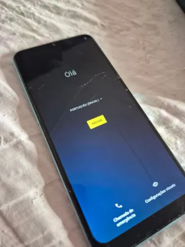 Celular Moto G50 5G tela quebrada