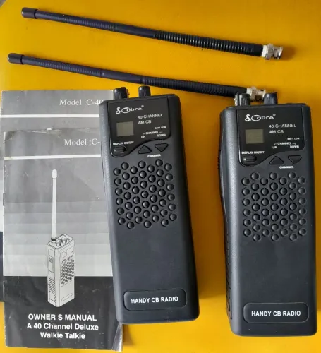WALKIE-TALKIES,PAR,MARCA COBRA,40 CANAIS