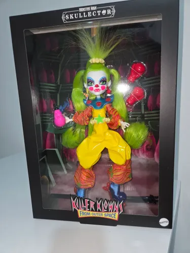 Killer klowns monster high skullector