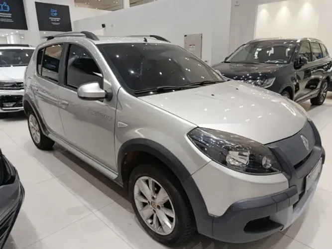 Renault Sandero Stepway Hi-flex 1.6 16V 5P Aut. 2013