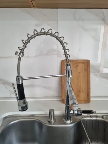 Torneira Monocomando Gourmet Prizi com Spray