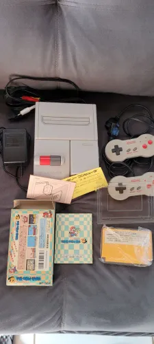 NES Japones - Family Computer (Impecável) + Super Mario Bros 3