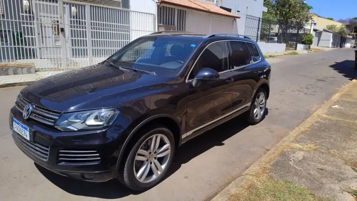 Volkswagen Touareg 4.2 32V V8 Tiptronic 5P 2014