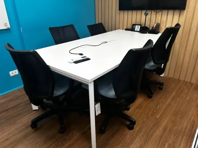 Mesa de escritório para sala reunião