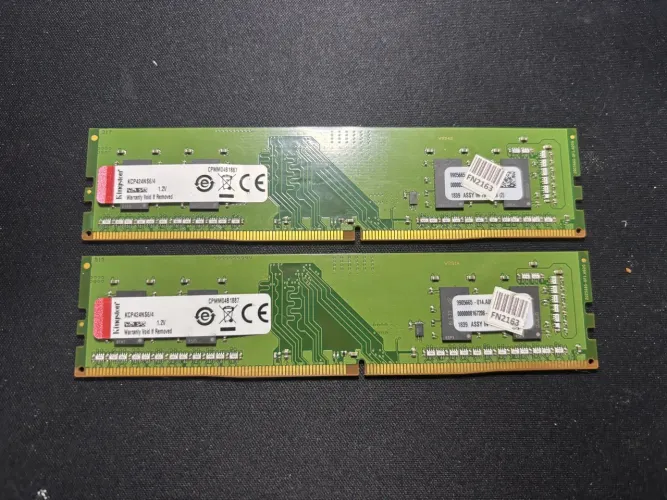 Kit 2x Memória RAM Kingston 4GB DDR4 2400MHz 8GB Dual Channel