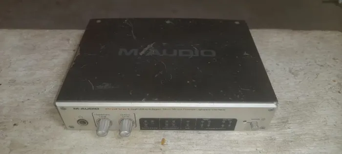 Amplificador de contrabaixo