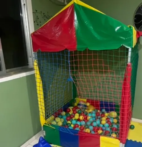 Casinha de bolinhas 