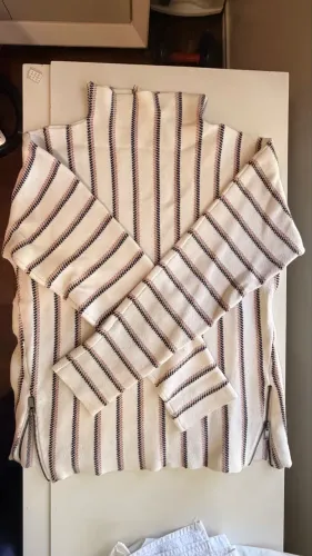 Blusa tricot gola alta