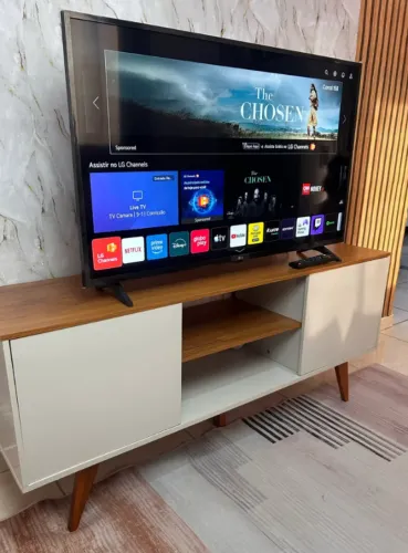 Smart TV LG 43 Polegadas 4K WebOS Com Base e Controle Original - Retirada Taguatinga Norte