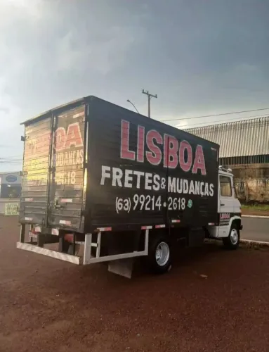 Vende-se caminhão Mercedes-Benz 608 D com Baú