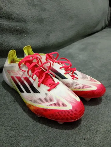 Chuteira F50 Elite Soft Cravo Mista