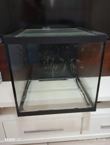 Vende-se aquário