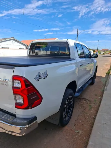 Toyota Hilux CD SRX 4X4 2.8 TDI 16V Diesel Aut. 2021